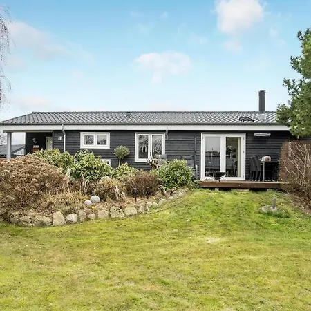 Cozy In With House Sea View Holiday home Augustenborg