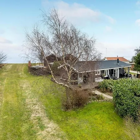 度假居 Cozy In With House Sea View *