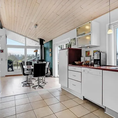Holiday home Cozy In With House Sea View
